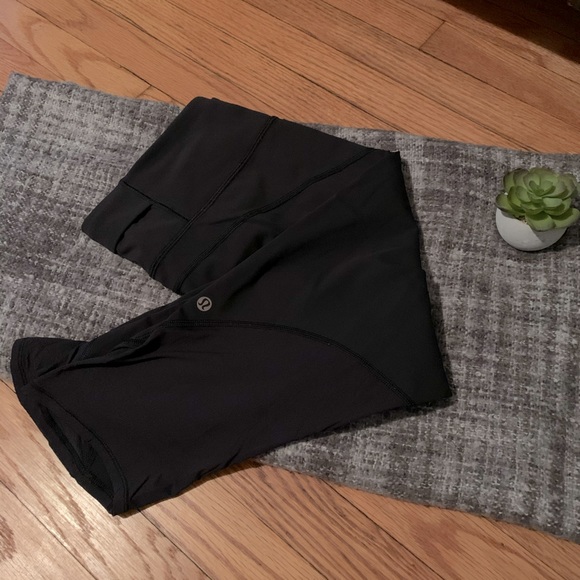 lululemon athletica Pants - Lululemon Cropped Black Leggings
